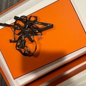 100% authentic Hermes box